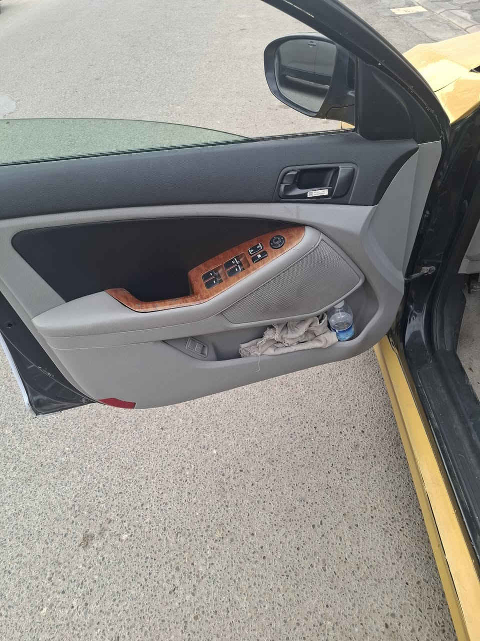 سلام اوبتما للبيع ١٤ مريكي بيه بنيد مبدل وبيه جاملغ الخلفي تصليح بدون عابر الشراي الاتصال ع الرقم *********** رقم صاحب السياره
