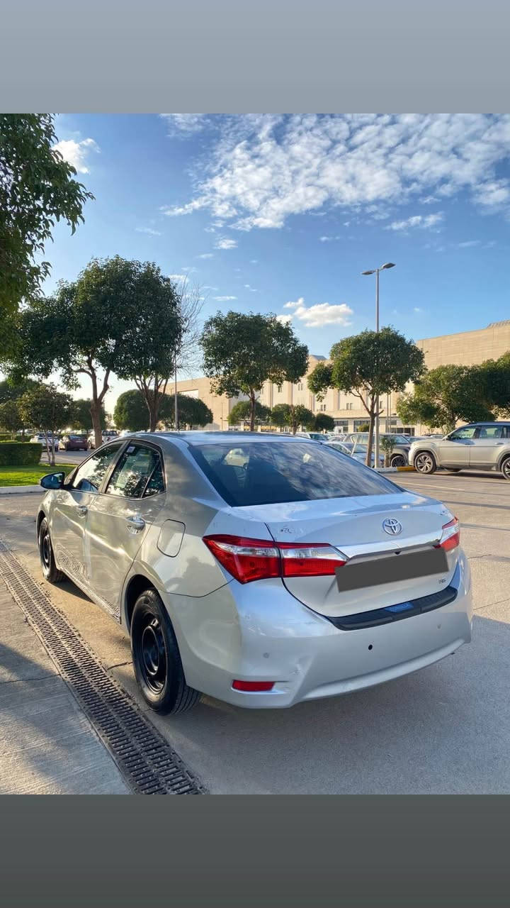 تويوتا بيكاشو موديل 2015براوةي دوبةيةماسفات LE سيارةكة وةك سفر واية مةكينة گير هةمو گياني بةشةر مةكينة گةورة لةهيجي سيارةكة مةپرسة سعري 68مةجاليكي زؤر زؤر كم بؤزانياري زياتر پةيوةندي بكة *********** أربيل, العراق
