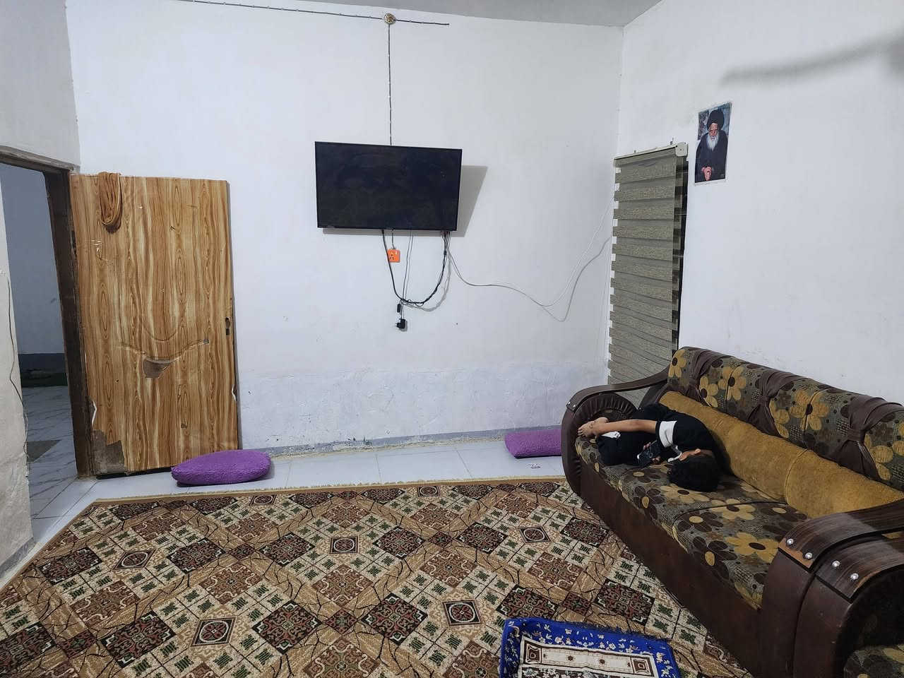 بيت طابو زراعي للبيع سند٢٥  ٢٣٠متر بناءجديد بلوك ارضيه بورسلين سقوف ثانويه بعلوه الفحل يم صوره العباس ع الخدمات كهرباء ماء مدارس السعر٤٥ واتساب فقط+***********
