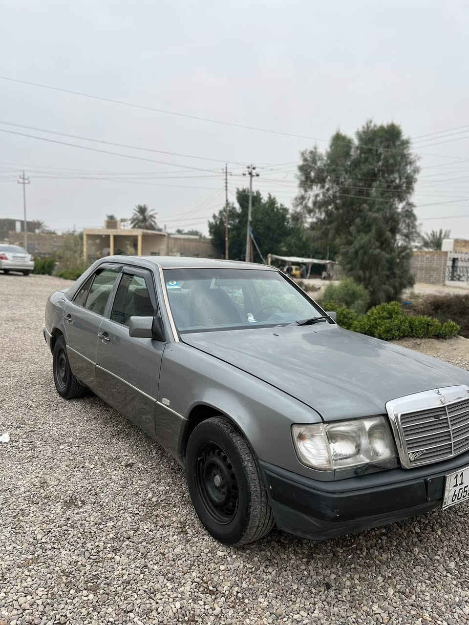 السلام عليكم مارسيدس دب للبيع مديل 89 مكينه 2500   السياره جاهزه من كلشي      السعر 55                                   ***********
