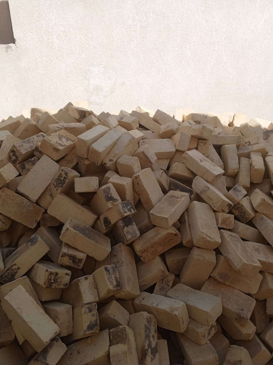 سلام عليكم ورحمه الله وبركاته طابوك الإصلاح طابوكه نظيفه شرط غالب ولون وركن وقوه وعدد سعر حسب المكان يوجد بلوك كهربائي درجه اولى شرط غالب والقوه يوجد كسر تربيع نضيف  تواصل خاص واساب نتصال ‏‪.     ***********.  ‏ ###‪***********‬‏‬‏ إنه خادم سعر جوه سوك
