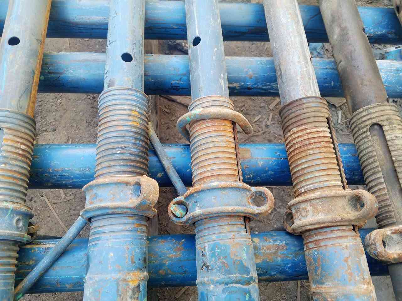 جكات حاضن للبيع طول 4 م اخو جديد نضيفات حيل مثل ماواضح بصوره سن خشن وزن ثقيل حرف كيو كلهن شكل واحد مكاني بالحله الاستفسار ***********
