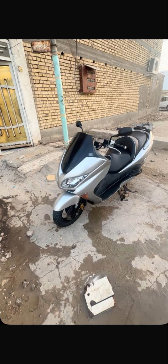 دراجة فوزة 0/9 حالة الوكالة ماشية 13 الف باقي التفاصيل والسعر خاص *********** ناصرية, ذي قار
