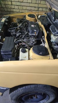 بيجو GLX 405 موديل 2012  رقم بغداد احمر  مكينه تحتاح تجفيت  داخلها جيد...