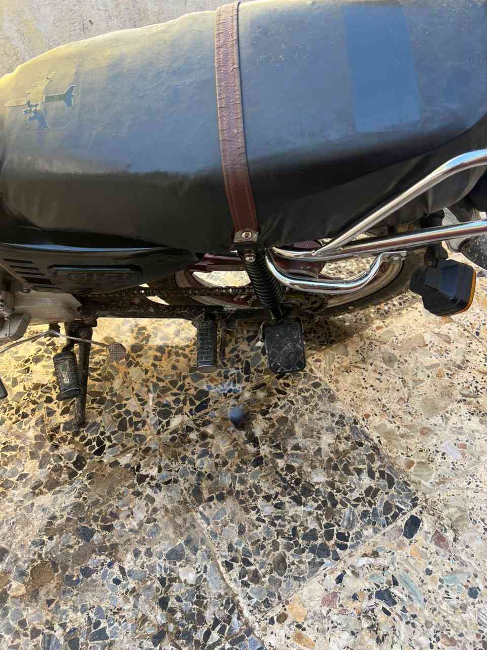 كوم حديد 

السلام عليكم دراجه ايراني موديل 22 دراجه كلشي ما بيها شغل و طلع فقط نقصها قبق مال بانزين مكان بغداد مدينة الصدر ***********
