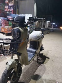 مطور شحن للبيع لونو عسلي مطور كلشي مابي بس الطفريه مكسوره ونطيك حك الج...