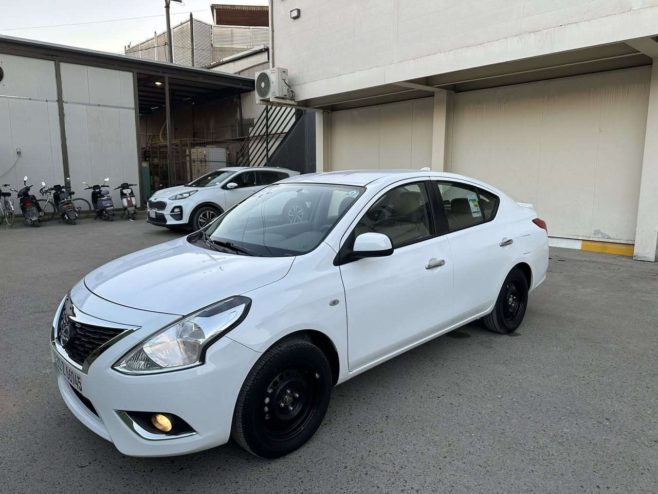 نيسان سني هندي 2024
اخت الزيرو ماشية 14 الف كيلو
بعدها بالضمان (شركة السور)
كلها على وضع الشركة

العنوان : بغداد - الدورة - جمعية خير الله
السعر 136 ورقة قفل 🔒 
للأتصال ***********
