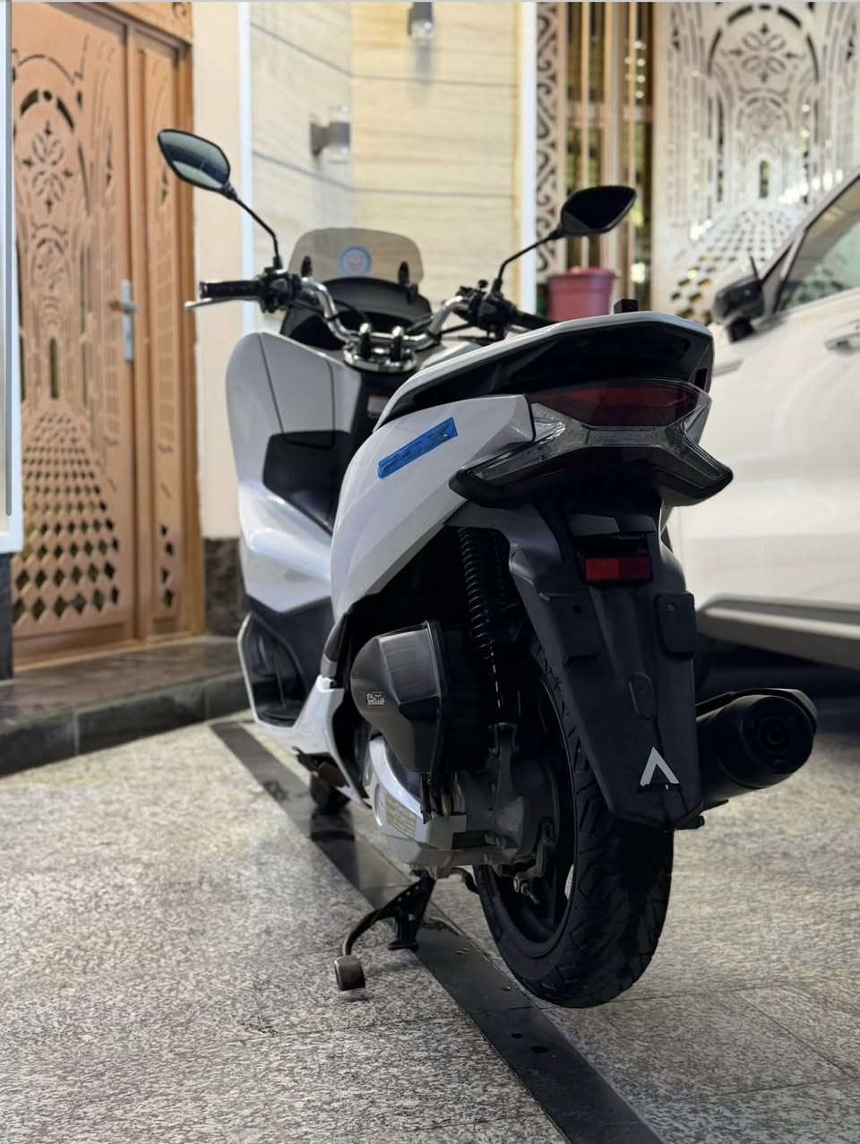 سلام عليكم شباب دراجه pcxجيل ثالث البيع نضافه فول ماشيه 15الف مكفوله كفاله عامه العنوان مدينه الصدر الاورفلي ***********🪬🤲🏻
