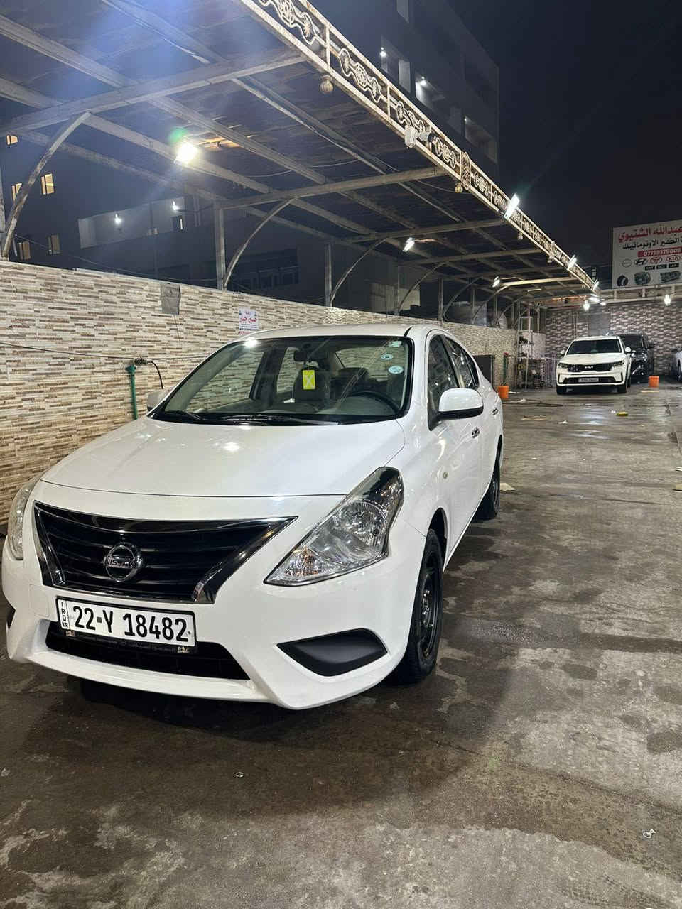 السلام عليكم نيسان سني هندي ام البليته الزركة
موديل 23 سياره جديده بمعنه الكلمه بيهه نص باب صبغ خلف السايق السياره علا وضع الشركة ماشيه 42 سعرهه 118 بيهه مجال قليل  ***********
