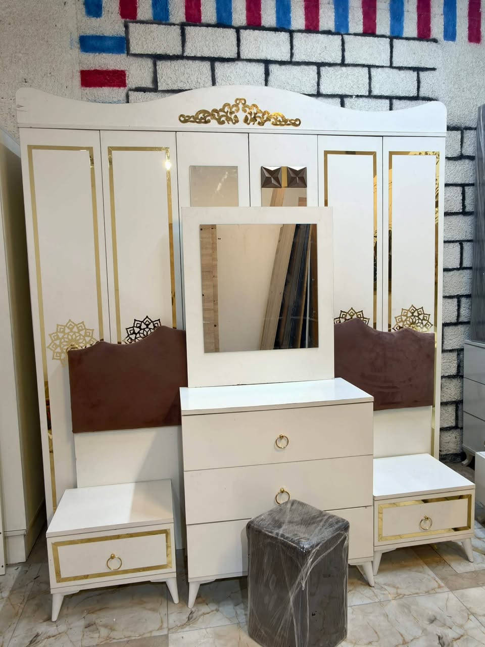 غرفة تركيه 5 قطع 
+طابورية هدية 🥳
نضام بيبان
نضافة ٩٠%
سعر /٥٥٠ 
شد ونقل داخل بغداد  مجاني
محافضات بكروه


**إذا كنت صاحب هذا الإعلان وتريد حذفه لأي سبب، رجاءا أرسل رسالة إلى الدعم الفني**