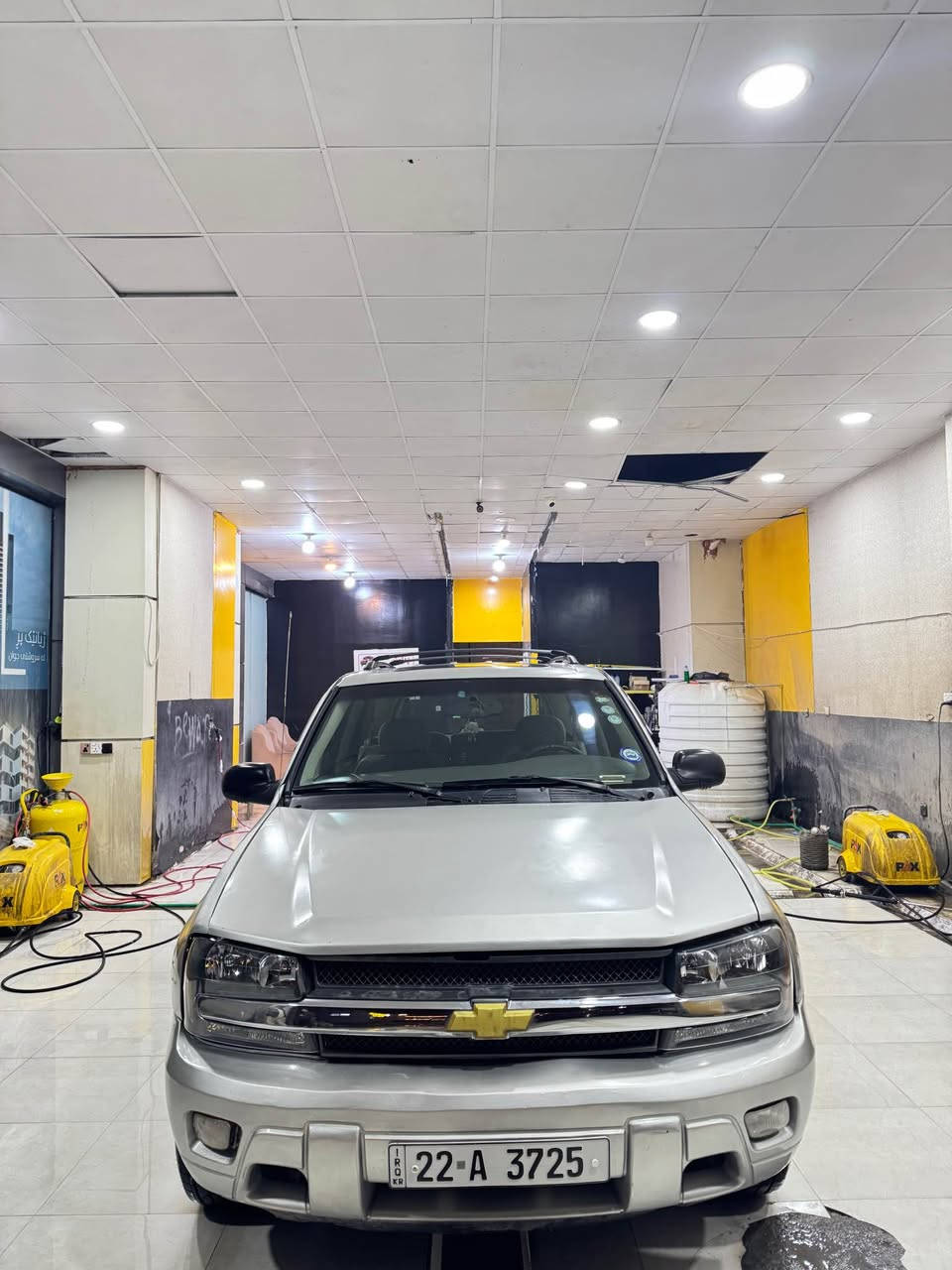 ترابلايزةر موديل ٢٠٠٧ فول فول مواسةفات 
گير و مةكينة و تةقة و رةقة و كارةباي و ئةكسل و هةموو شتي بةشةرت دةعامي لو دةعامي بةشةرت تازة پيش و پشتي توند كرايتةوة تايةي نوية سةنةوي ٢٠٣٠ هةزةي نوية زور خاوينة سةيارةكة ٢٥٠ دينار مةسرةفي تيدا نيية
٢ پارچةي سبوغة ١ پارچةش بة بيلاد گوراية بي ژوري بي ئيرباگ 
لة هةوليرم 
*********** أربيل, العراق
