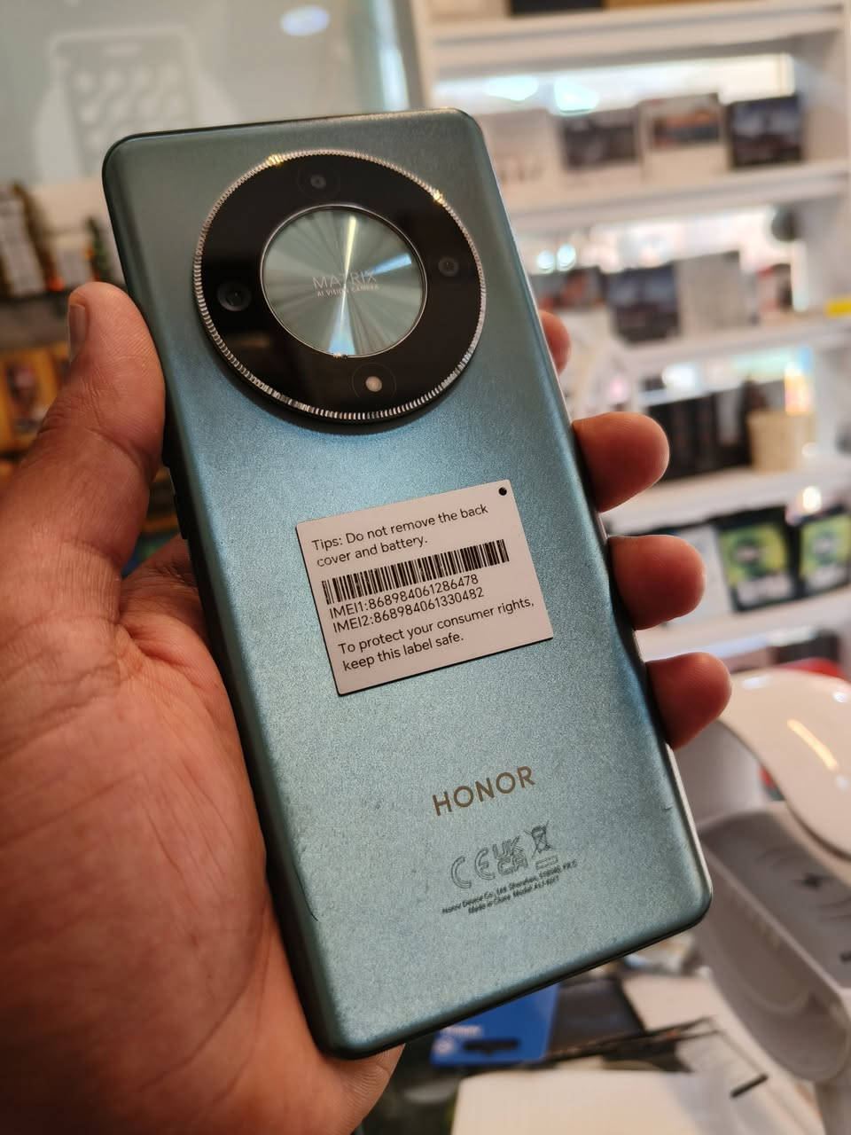 📱 للبيع | هونر X9b 📱

✨ مستخدم نظافة 97% 

💾 ذاكرة 256GB 🚀 رام 12GB 

🎁 مع كامل الملحقات الأصلية

🔥 شاشة AMOLED بحجم 6.78 إنج وتردد 120Hz 📸 كاميرا رئيسية 108MP 🔋 بطارية 5800mAh تدوم لفترة طويلة ⚡ شحن سريع 35 واط 

الجهاز مرتب وجاهز للاستخدام، مناسب للألعاب والتطبيقات الثقيلة والاستخدام اليومي.

📍 العنوان: الديوانية غماس السوق شارع المصرف قرب صيدلية دار الحكمة

📞 ***********

📩 للحجز والاستفسار راسل الصفحة أو اتصل مباشرة.
