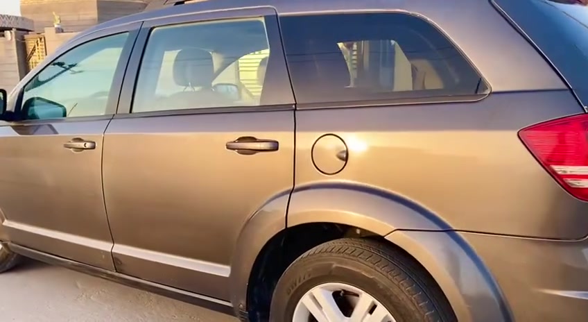 جورني مديل 16سياره جاهزه مكينه 2400 تبريد 3قطع ظربته بنيد صبغ احزام 7راكب مكفولة من العيب الشرعي رقم الهاتف *********** مكان السياره ناصرية مركز غير متواجد على النت
