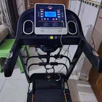 جهاز جري نظيف جدا  مواصفات راقيه ويحتوي على هزاز تدليك التواصل خاص او ...