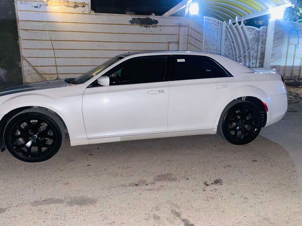 اوباما كلايسلر C300 فئة C داخله كندي كفاله بنيد جنت شاد ابو شباك و رجعته نفسه البلادي و بيها الكنر جاملغ الخلفي ع كد اصبعين صبغ و شخط بالباب الصدر و بارد اصبع باب السايق و جنت مخلي فابيون للقماره من شلعته صار جلاتين 4 اصابع بقماره 
السيارة صدر كامل كله جديد تبريد ثلج تايرات جدد ويل 20 كشنات جلد حضن سلايد بنوراما طكتين شفتات ستيرن رقم اربيل سنوية ب اسمي تحويل ثاني يوم ماشية 112 مايل أربيل, العراق


**إذا كنت صاحب هذا الإعلان وتريد حذفه لأي سبب، رجاءا أرسل رسالة إلى الدعم الفني**