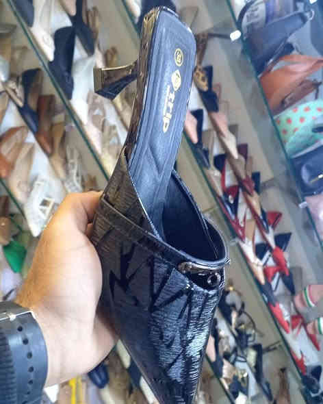 😍توفر سابو نسائي باحدث الموديلات 😍

انسب الاسعار تجدوها عدنا زورو موقنا ديالى بعقوبة مجمع التحرير مجاور مدرسة موسى بن نصير 
الحجز والاستفسار مراسلة الصفحة او ع واتساب ***********
