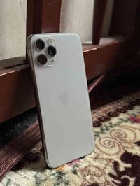 آيفون ١١ برو • ٦٤ جيجا • الرمادي