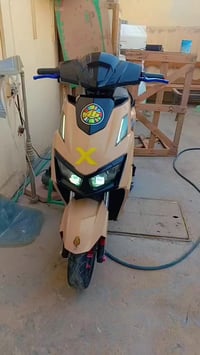 ….. دراجه شحن نوع (سكنس)   اخذته قبل فتره قليله   الدراجه نضيفه وكفاله...