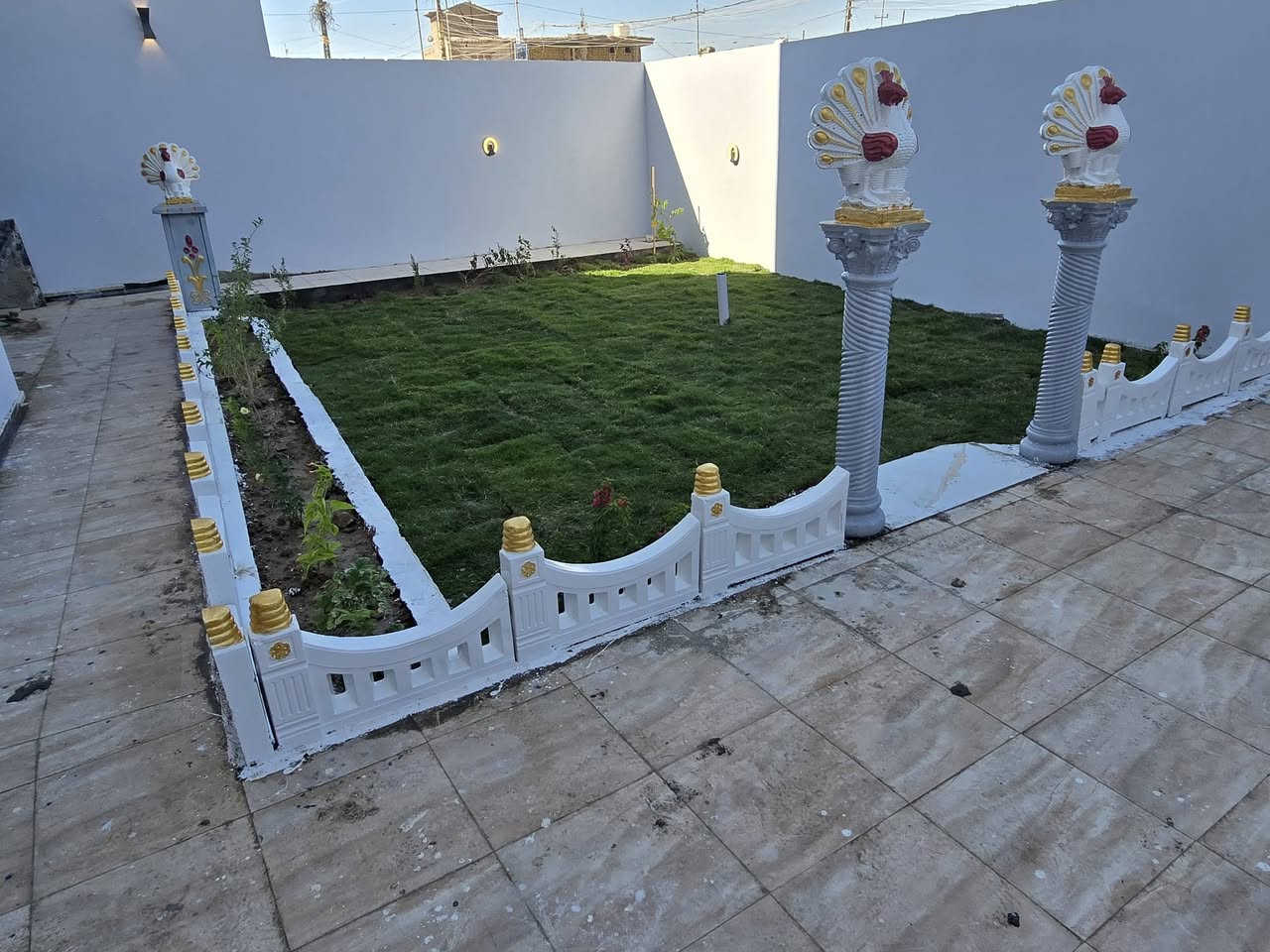 عمل ديكور حديقة او شلالات  حسب الطلب
وتزيين الحديقة وزراعتها بالثيل الطبيعي وشتلات الزينه 
مع اضافة الاسمدة والمبيدات قبل وبعد العمل 
للتواصل 
ذي قار / الرفاعي
***********واتساب
