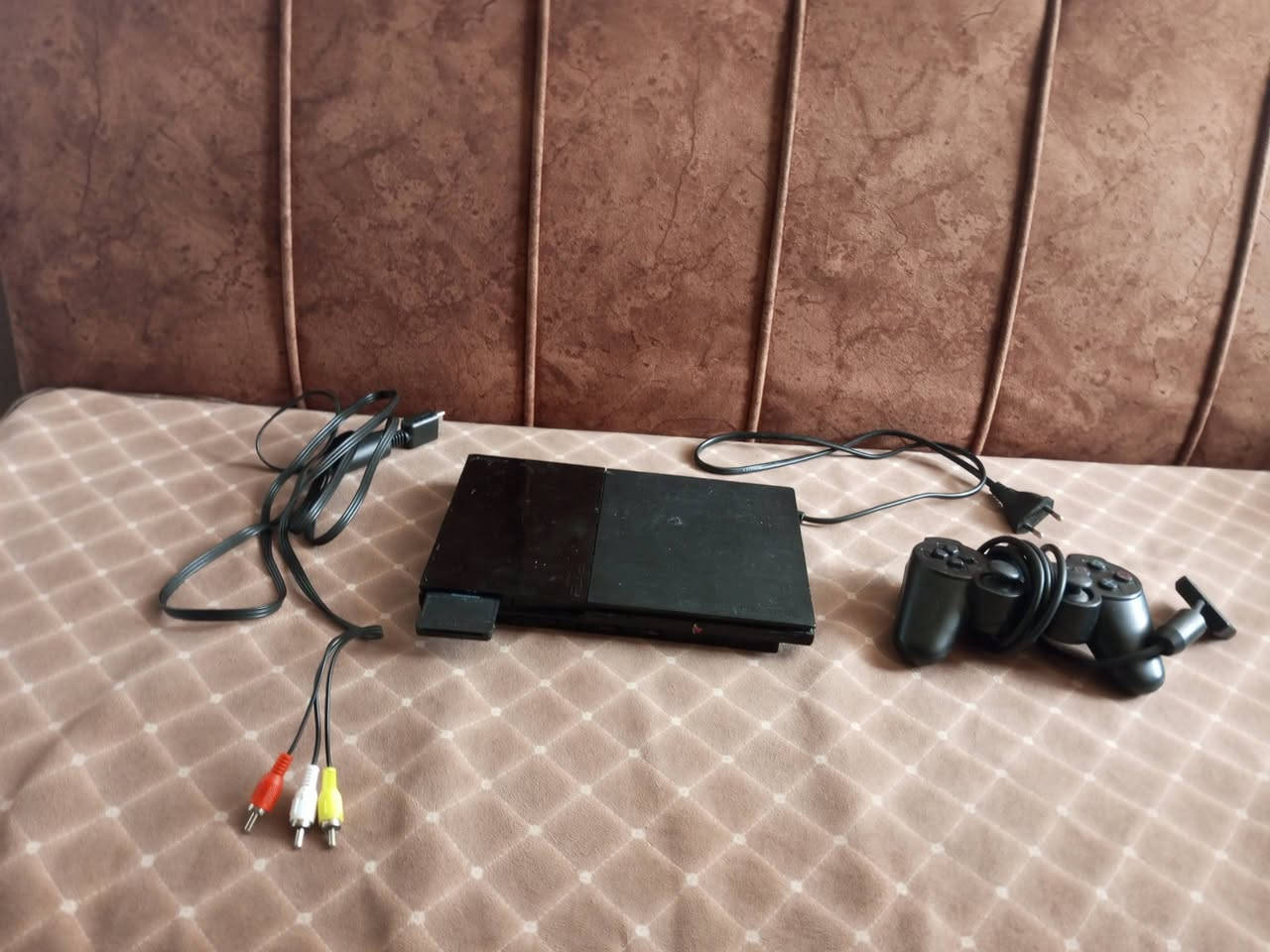 بلي تو للبيع كامل ملحقات ناقص فلاش بس سعر 30


**إذا كنت صاحب هذا الإعلان وتريد حذفه لأي سبب، رجاءا أرسل رسالة إلى الدعم الفني**