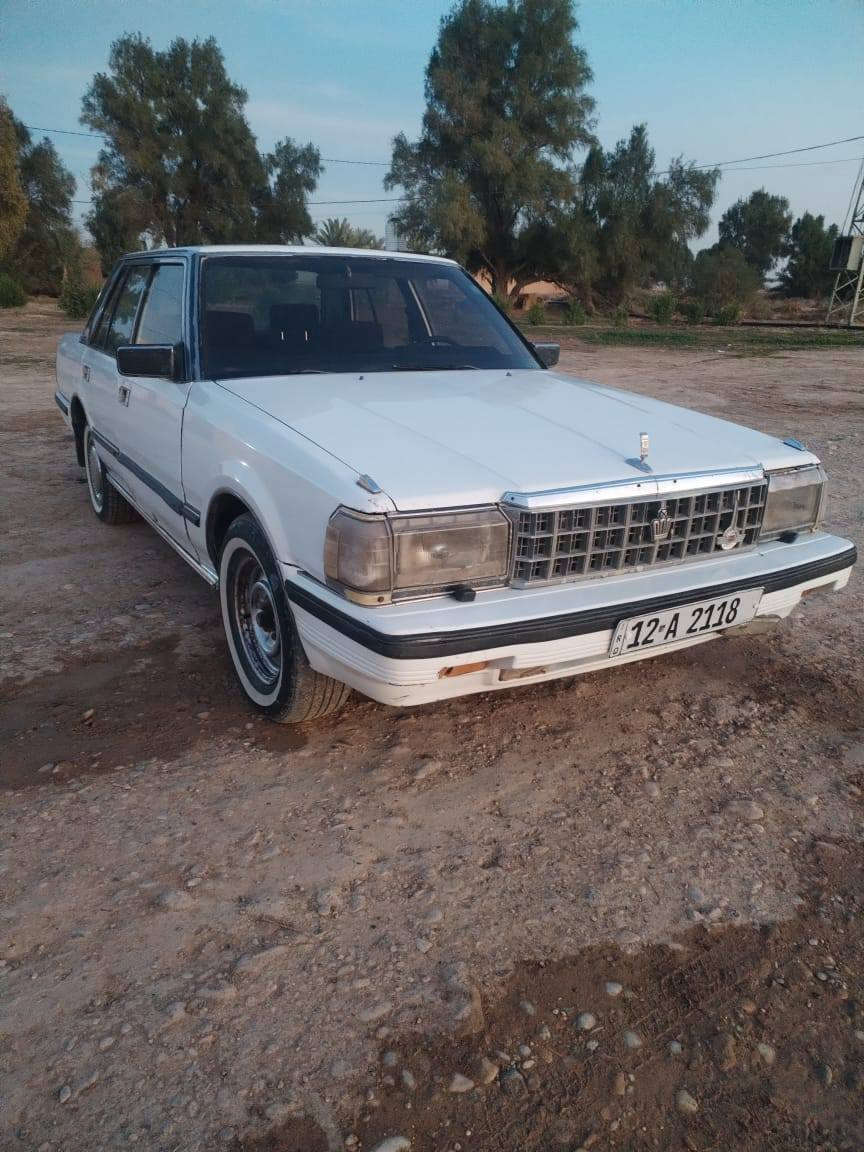 السلام وعليكم للبيع سوبر بلاديه ما بيها صبغ موديل 1984 رقم نينوئ انكليزي شرط التحويل كير ومحرك بطه سياره جاهزه ما بيها اي نقص المكان ديالئ والشراي يدلل *********** /***********
