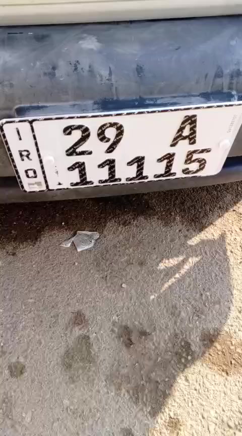 السلام عليكم سايبه للبيع مديل 12سياره مكفوله كفاله عامه حته دعاميات بلاديه  مكينه كير جديد لاتبخير ولا تنقيص سياره جاهزة تخم تاير جديد ويل جديد باتري جديد سياره رقم واسط مميز بسمنه تحويل ثاني يوم السعر 36بيه مجال قليل ‏‪***********‬‏ مكلف بنشر
