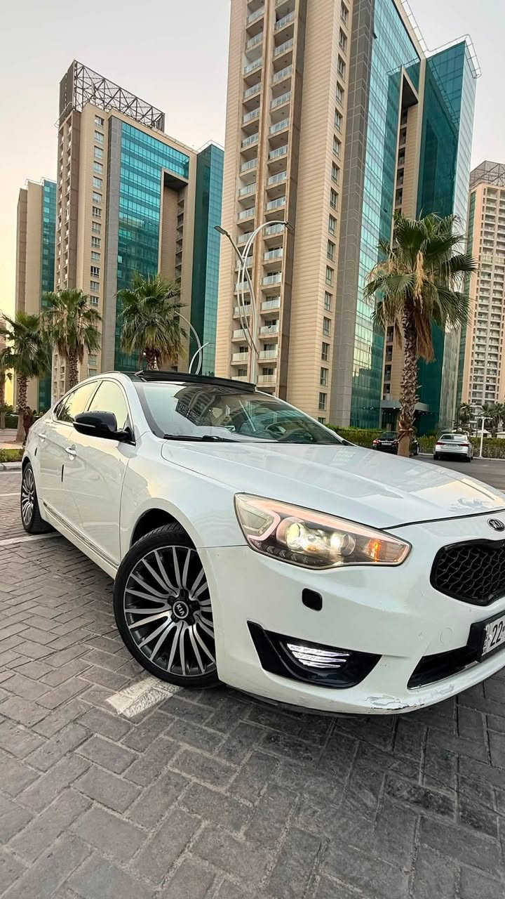 كيا كادينزا  مؤديل ٢٠١٤ فول مواصفات  سعر ١١٧$ مكينه بدلنا كاسكيت   صبوغ عندو صونر موجود. ***********
