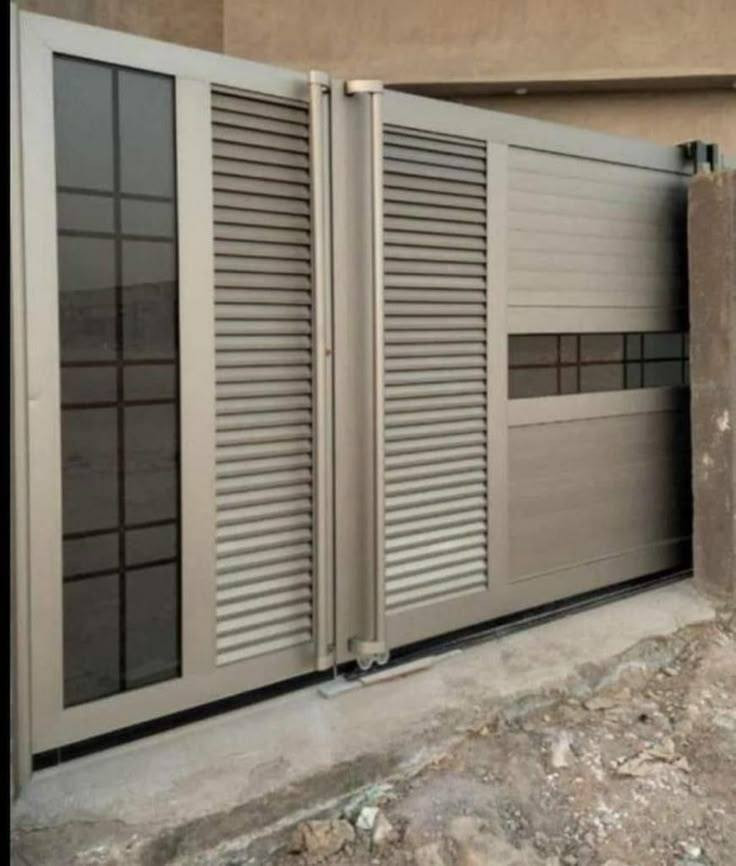 حديد 2 ملم حقيقي
باب 3 متر عرض 
طول مترين و10
باب مترين ارتفاع
عرض متر ب250
مع نقل او شد


**إذا كنت صاحب هذا الإعلان وتريد حذفه لأي سبب، رجاءا أرسل رسالة إلى الدعم الفني**