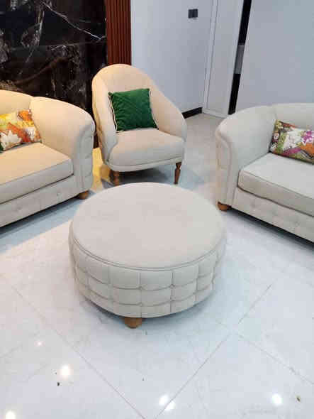 طخم تركي الموديل والمصنع نظيف جدا ١٠مقاعد مع طبلة وسطية السعر ٨٥٠ للاستفسار ***********واتس
