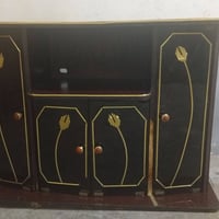 من رخصت مدير الكروب المحترم ميز بلازمه اخو الجديد للبيع سعر 40 وبي مجا...