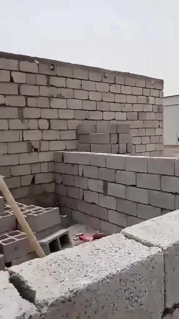خلفه بناء بلوك طابوك ثرمستون اسلمك شغل درجى اولى للتواصل ***********
