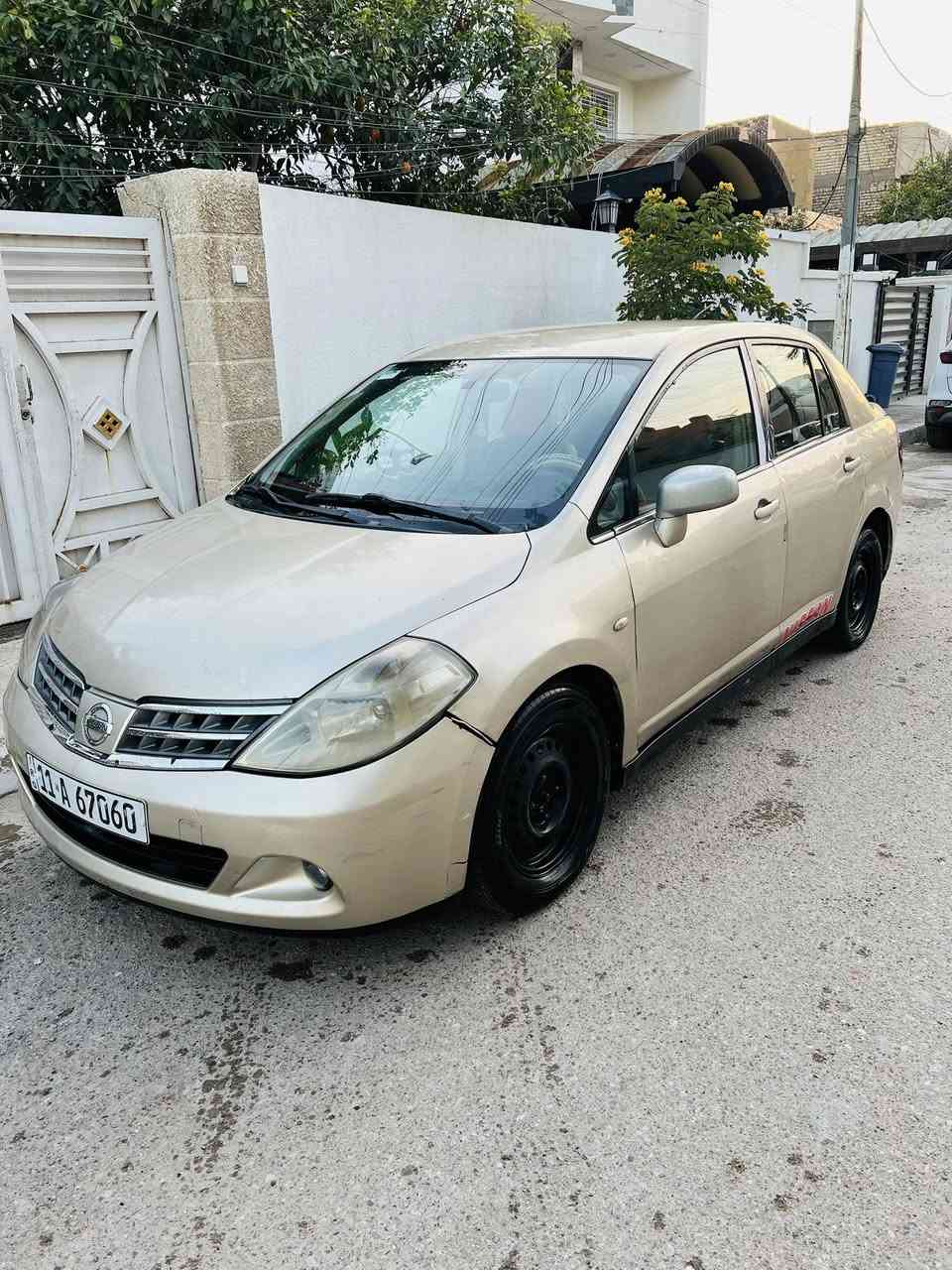 ‎تيدا ٢٠٠٩
‎رقم بغداد انكليزي باسمي 
‎بيها صبغ فقط باب خلفي فقط كلير 
‎صدر جديد مبدل 
‎تبريد ثلج 
‎مكينه مكفوله 
‎داخل جديد 
‎السعر ٧٢ 
‎مكاني بغداد غزاليه 
***********
