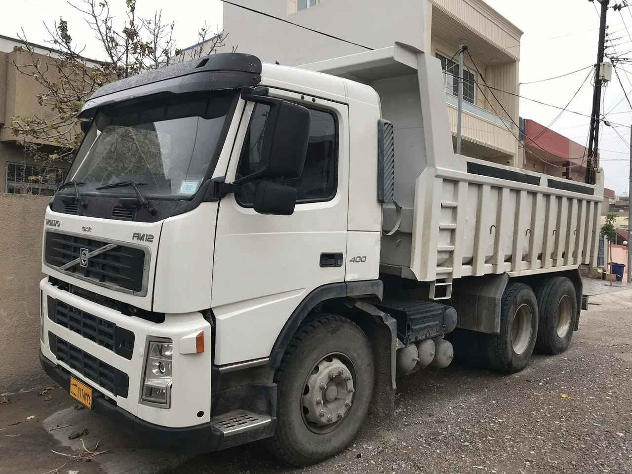 ڤاڵڤۆ 2003مەجموعە شەفت بیلاد شانسی درێژ حەجم460 گێڕ3+3 تایەکانی خراپ نییە گێڕو مەکینەو ئەکسل و شانسی بەشەرت سەیارەکە هی ناو ئیشە دیناری مەسرەفی تێانیە ڕەقەم تەلەفون ***********
