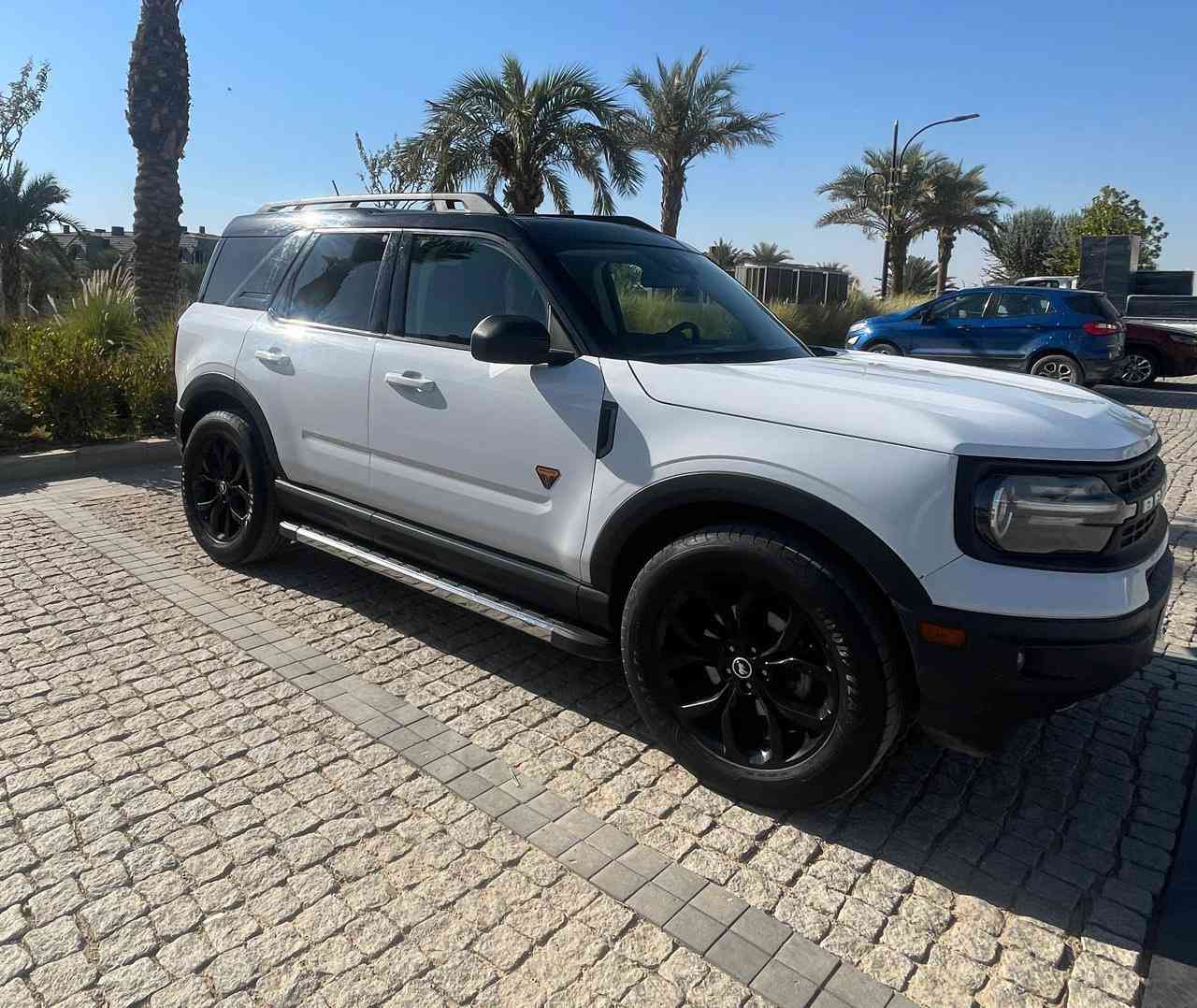 Ford Bronco Sport – 2021
فورد برونكو سبورت – 2021  
مواصفات Badland فوول
مكان السياره اربيل
 المسافة المقطوعة 90 الف ميل
وارد أمريكي
السونار مرفق

المواصفات :
المحرك: 4 سلندر – 2000 تيربو
دفع رباعي 4X4
• الضرر: خلفي بدون ايرباك 
• كير أوتوماتيك 8 سرعات 
• بصمة تشغيل + دخول ذكي
• شاشة وسطية لمس
• Apple CarPlay & Android Auto
• كاميرا خلفية وأمامية 
• حساسات 360
• تحكم ستيرن
• فتحة سقف 
• مثبت سرعة
• ⁠رادار امامي
• ⁠نظام النقطه العمياء
• ⁠نظام خروج عن مسار
• مرايا كهرباء مع طي
• زجاج كهرباء
• أنوار LED أمامية وخلفية
• لايتات نهارية
• أنظمة طرق وعرة G.O.A.T
• ⁠نظام صعود ونزول مرتفعات
• مانع انزلاق
• نظام الثبات الإلكتروني ESP
• مقاعد جلد 
• ⁠تدفئة مقاعد وستيرن 
• بيها اضافة دوسات 
رقم اربيل 
تحويل شرط
سنوية 2028 
جامات تظليل ومذكوره بالسنوية
السيارة نظيفه وعليها سيرفس كامل 
السعر 175$ وبيها مجال
للاتصال ***********
