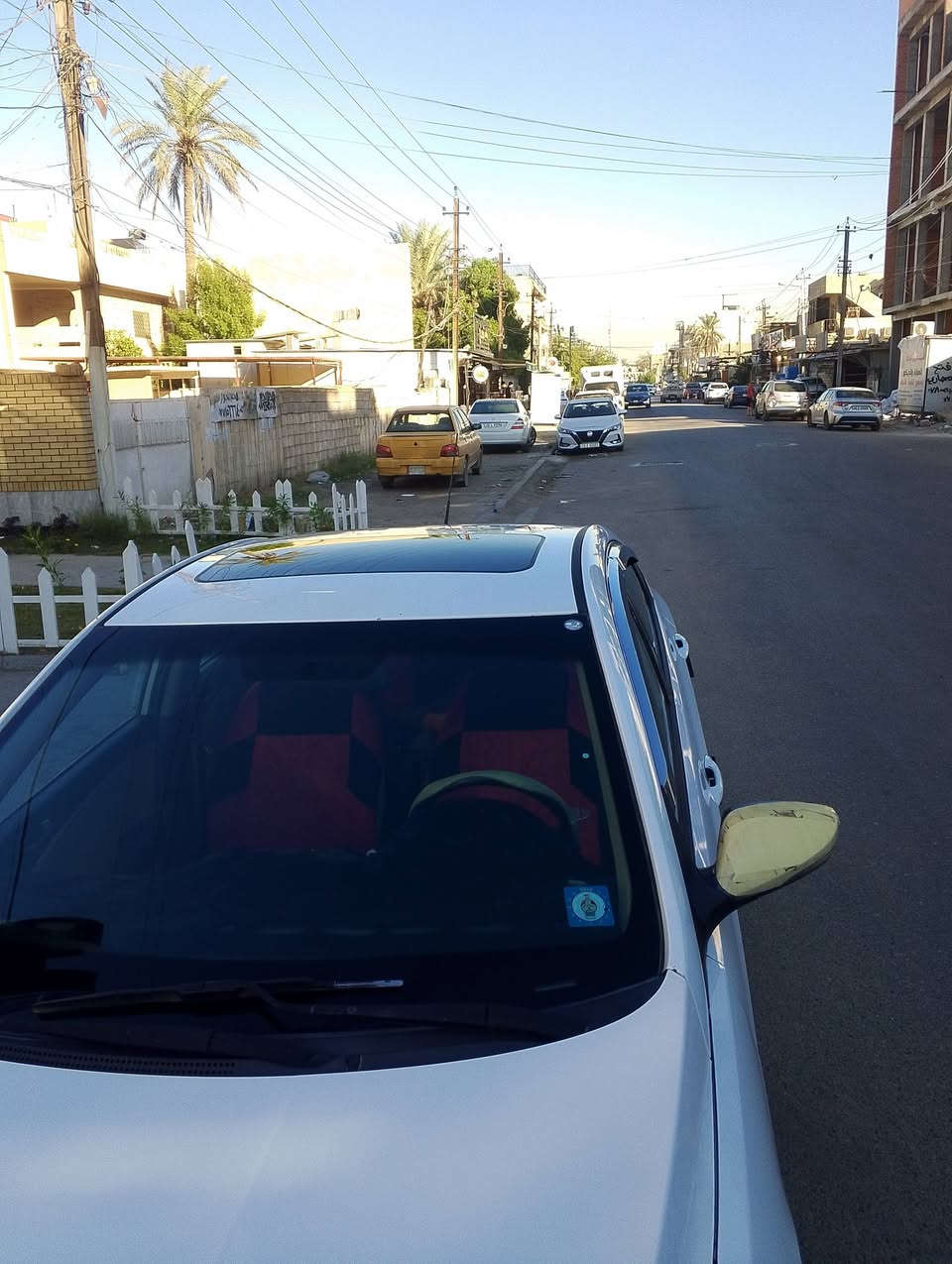 اكسنت 2015 
فول مواصفات 
شاشه فتحه سقف 
اشاير بالمري 
تحكمات ستيرن 
ماشيه 117,000
 بيها صبغ شاملغ وتبديل بنيد نفس اللون 
 السعر 100 وبي مجال بسيط حك الجيه تجي وتشوفهه وتكلبهه سياره خير من الله 
السياره باسمي 
رقم انجليزي دولي 
 العنوان حي الجامعه قرب نفق الشرطه 
***********
***********
