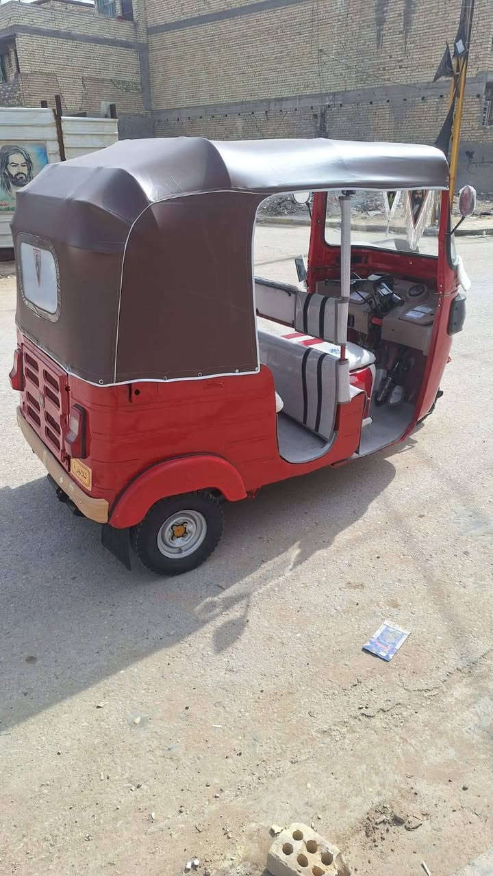 سلام عليكم تكتك لبيع لموديل 2017 اوراق كاملات مكينه عشرين تكتك حلوه وخير من لله جاهزه كبل لشغل كله جديد سعر 3500 وبيهه مجال لمكان بغداد عبيدي رقمي ***********
