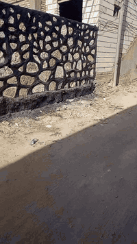 السلام عليكم بناء حجر كرسته وعمل اسيجه بيوت تطبيك ممرات واساسات ان شاء الله ينال عجابكم 
***********واتساب 
***********اتصال
