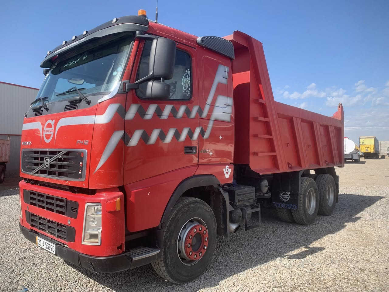 فالفو شيطان FH/460 كير عادي 3/3 مجموعة شفت حديث شاصي بلاد طويل بودي مايلر تخم تاير جديد سنوية ورقم جديد لحد 2030 وفحص وهزة جديد تبريد شغال وكير ومحرك واكسل وشاصي وقمارة بشرط سيارة مكفولة كفالة عامة وشرط التحويل

موديل / 2005

السعر / 325$

اوقات الاتصال من ساعة 9:00 صباحاً حتى ساعة 8:00 مساءاً
 
بإدارة / سفيان 

***********

  ***********  

***********

عنوان / كركوك معارض شارع المطار مقابل جسر واحد حزيران قرب محطة الانوار 

@إشارة
