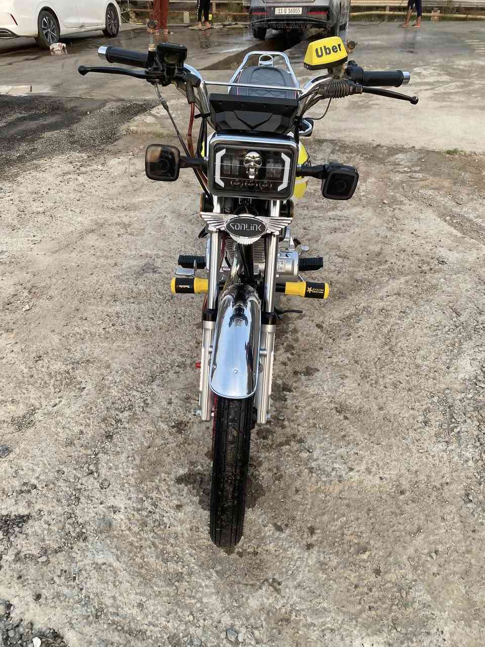 سلام عليكم دراجة سيفان سونك اصلي للبيع موديل 2025الدراجة جديدة فول السعر 850او بيهة مجال بسيط للشراي للاستفسار مراسلة الصفحة او اتصال واتساب ***********
