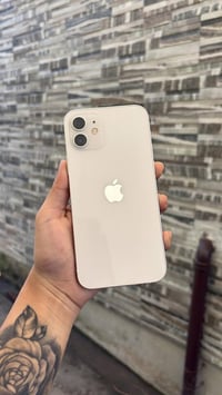 ايفون 12 ذاكره 128 دبل خط بطاريه 75 ممفتوح وتر كله مكفول وشخط مابي عل ...