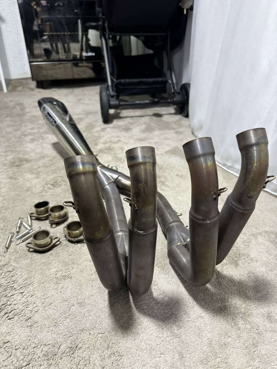 هدرس او صالنصا بروكس  لل بيم ١٠٠٠ ٢٠١٥-٢٠١٨    
brocks   s1000rr 2015-2018   لل بيع  ٠٧٧١٥٣٤٩٠٣ واتس اب


**إذا كنت صاحب هذا الإعلان وتريد حذفه لأي سبب، رجاءا أرسل رسالة إلى الدعم الفني**