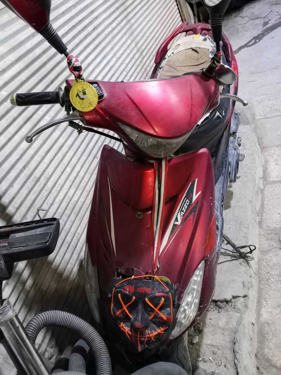 يا الله
السلام عليكم 

للبيع دراجة نارية حجم V150ss صيني 

السرعة القصوى 140كم

اللون ماروني 

تشغيل سويج+تشغيل عن بعد (رمونت)

السعر 250 ألف 

للتواصل الاتصال على الرقم 

*********** 

واتساب
العنوان بغداد الحرية الثالثة
