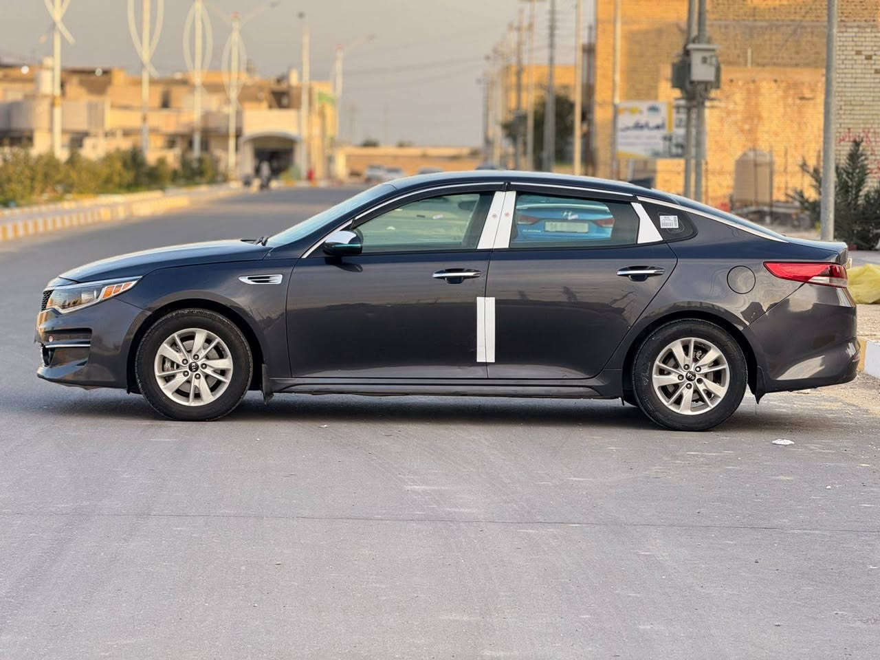 يالله سلام عليكم كيه ابتيمه موديل 2017 حره تحويل مشروع وطني رقم ذي قار وارد امريكي بيه جاملق وبنيد بدون ضرر داخلي وبيه باب صبق تجميل موصفات سياره تحكمات ستيرن كامره دواره مثبت سرعه رادارات براجكتر دواخل لونين حاجب ع لايت شار ب مري جاهز لاخير حداديه تخم تاير تبريد ثلج مكان السياره الناصريه مركز السعر 122 وبيه مجال الاستفسار *********** واتساب موجود
