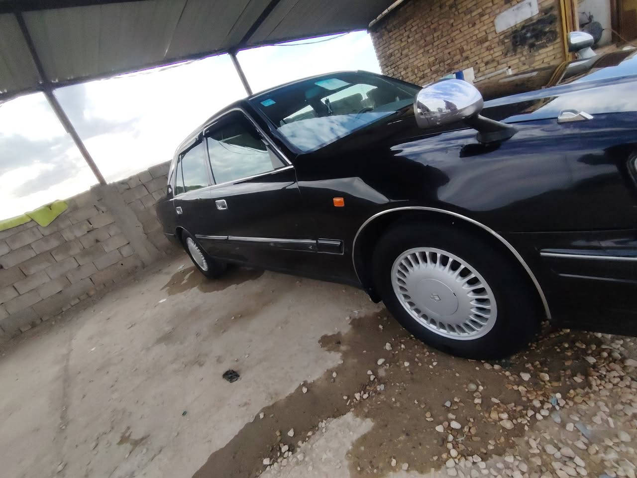 ألسلام عليكم سياره راس الثور تكم موديل 98 مكفوله كفاله عامه من الضربه والكص ونقل الجثه والصبغ اصوليه حسب الأصول مداور بأي وقت مكينه وكير واكسل كفاله تخم تاير تبريد ثلج كشن كهرباء شاشه كامره خلفيه سياره دگمتين مكينه 3000 فيشه وبطل أسود غرفتها بلاديه جديده سياره جاهزه وخير من الله السعر 105 وبيها مجال للأستفسار ***********
