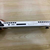 ROG Ally Z1  الملحقات ( شاحن + مجمع hub لل usb + جنطة + لاسق شاشة  + ك...