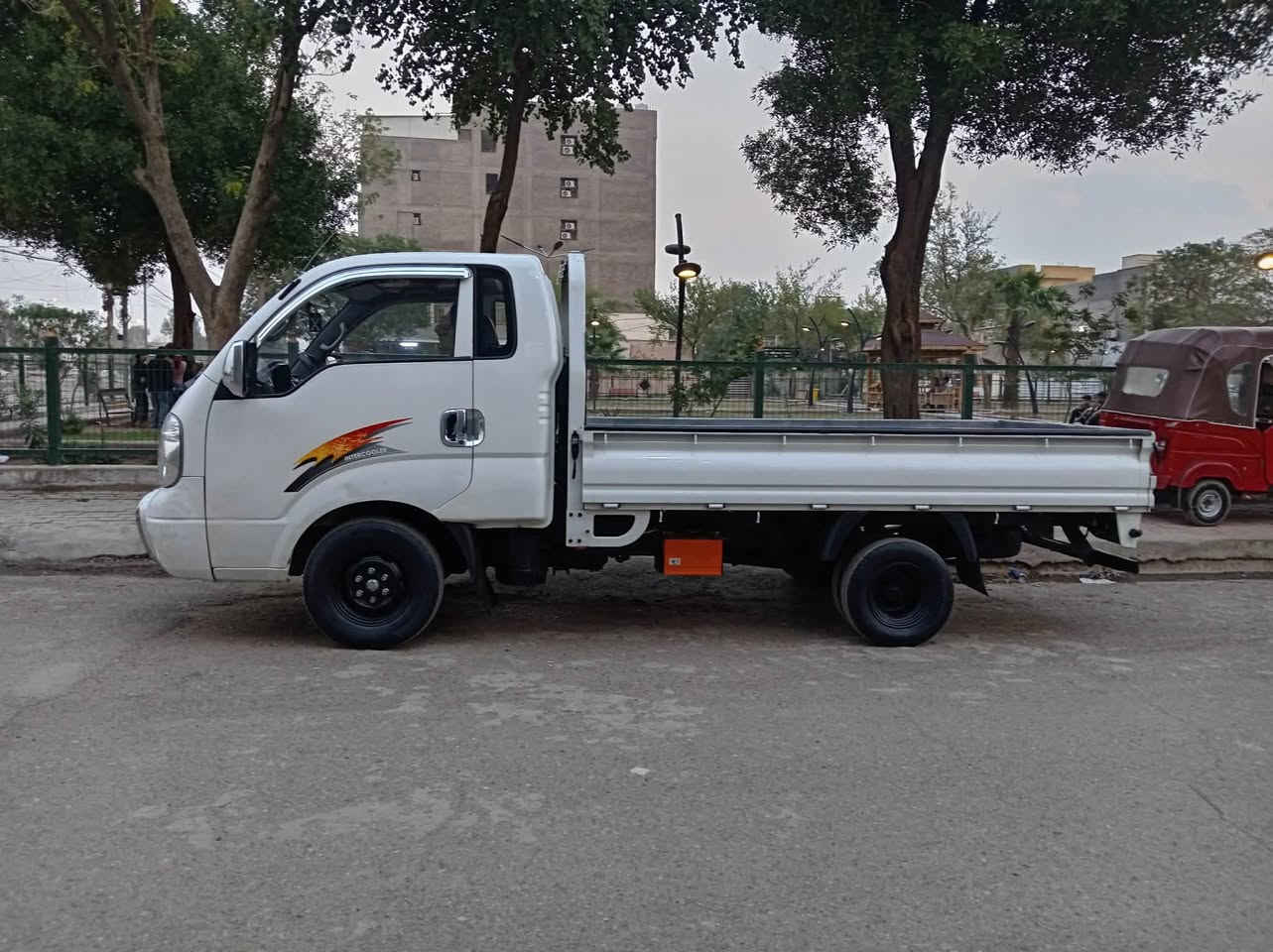 كية بنكو 2700رقم بغداد موديل 9الماني مشروع وطني كير اكسن شاصي رقم شاصي مكفول السعر 94مكان بغداد الدورة***********
