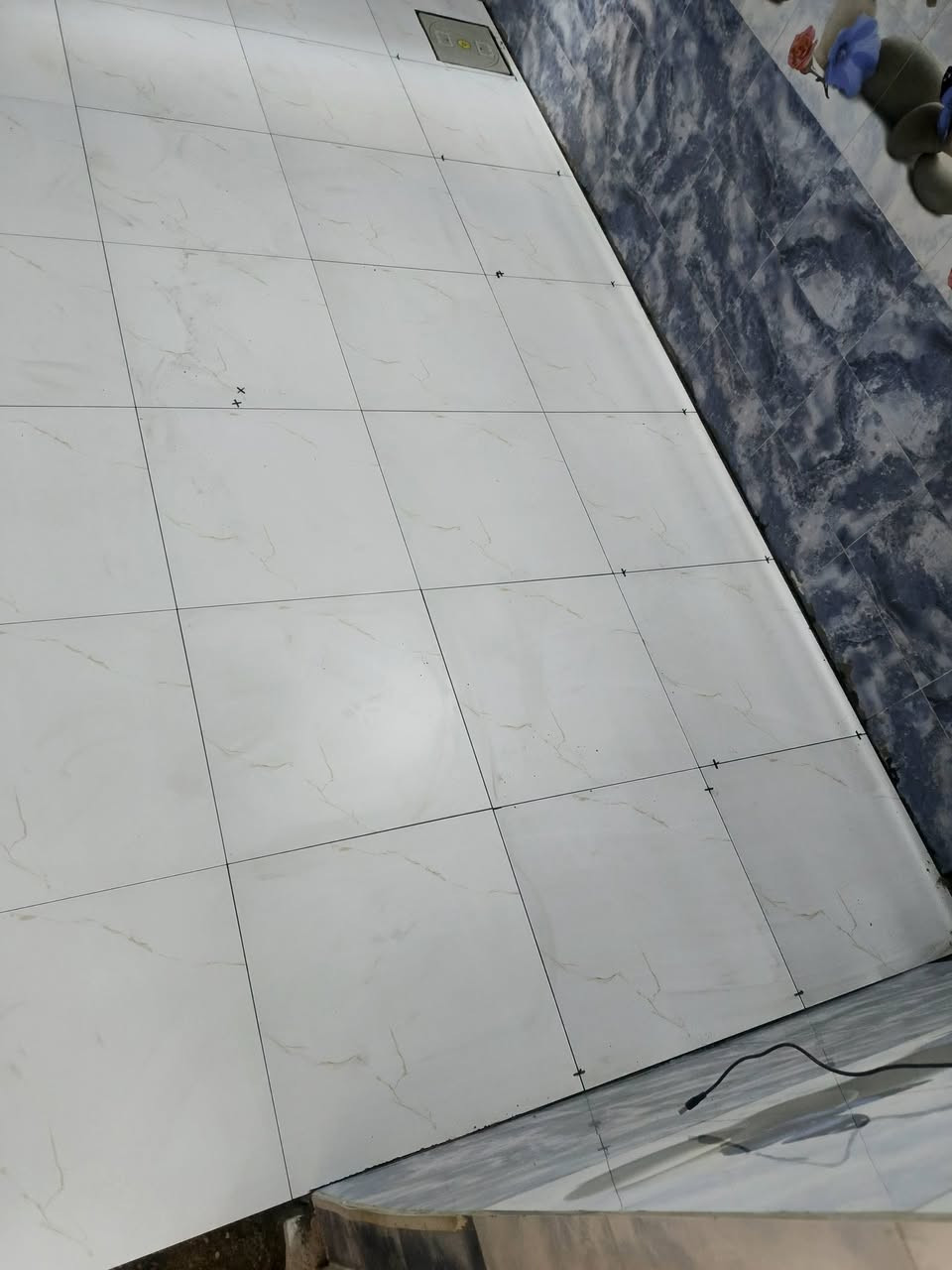 خلفه سراميك جداري ارضي في كربلاء متفرق حالين‏ العمل عله اليزر والعمل عله المتر واليوميه
‪0775 901 6171‬‏بيه واتسب
