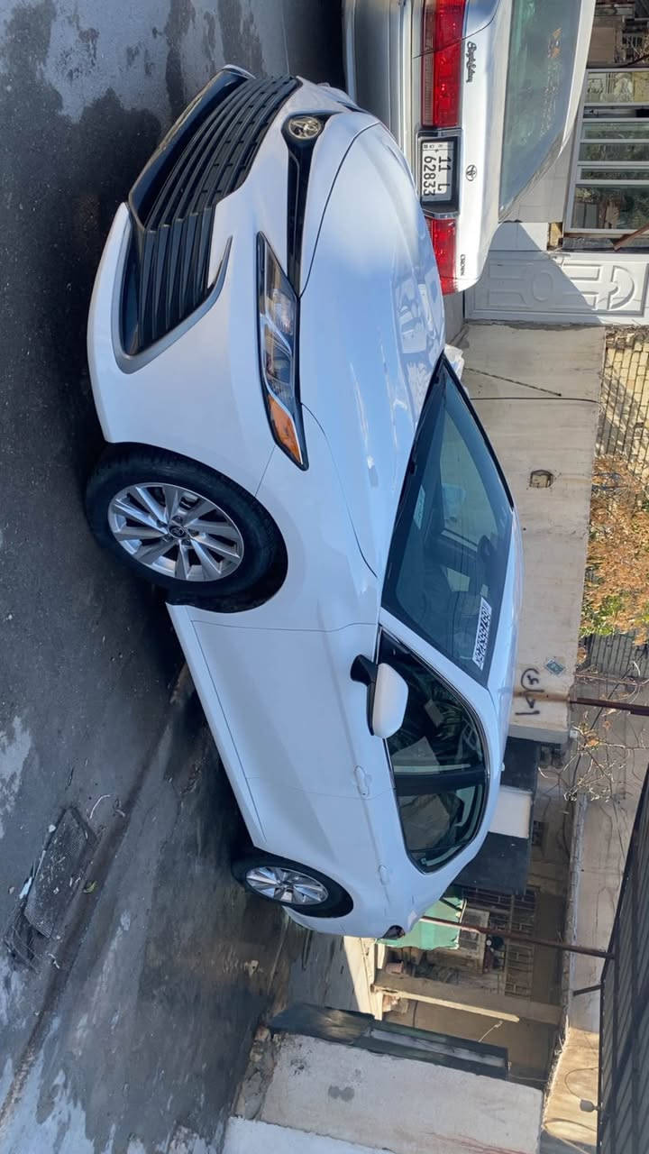 للبيع كامري موديل ٢٠٢٤  جاهزه وتصليح درجه اوله حادثها خلفي بدون ايرباك سعرها يدون رقم ١٩٠  تريد ارقملك ثاني يوم ادكلك ارقام سياره حتى دواخل ما بيها مكاني بغداد حي العامل ‭٠٧٨٢ ٢٥٢ ٧١٦٦‬ بغداد, العراق
