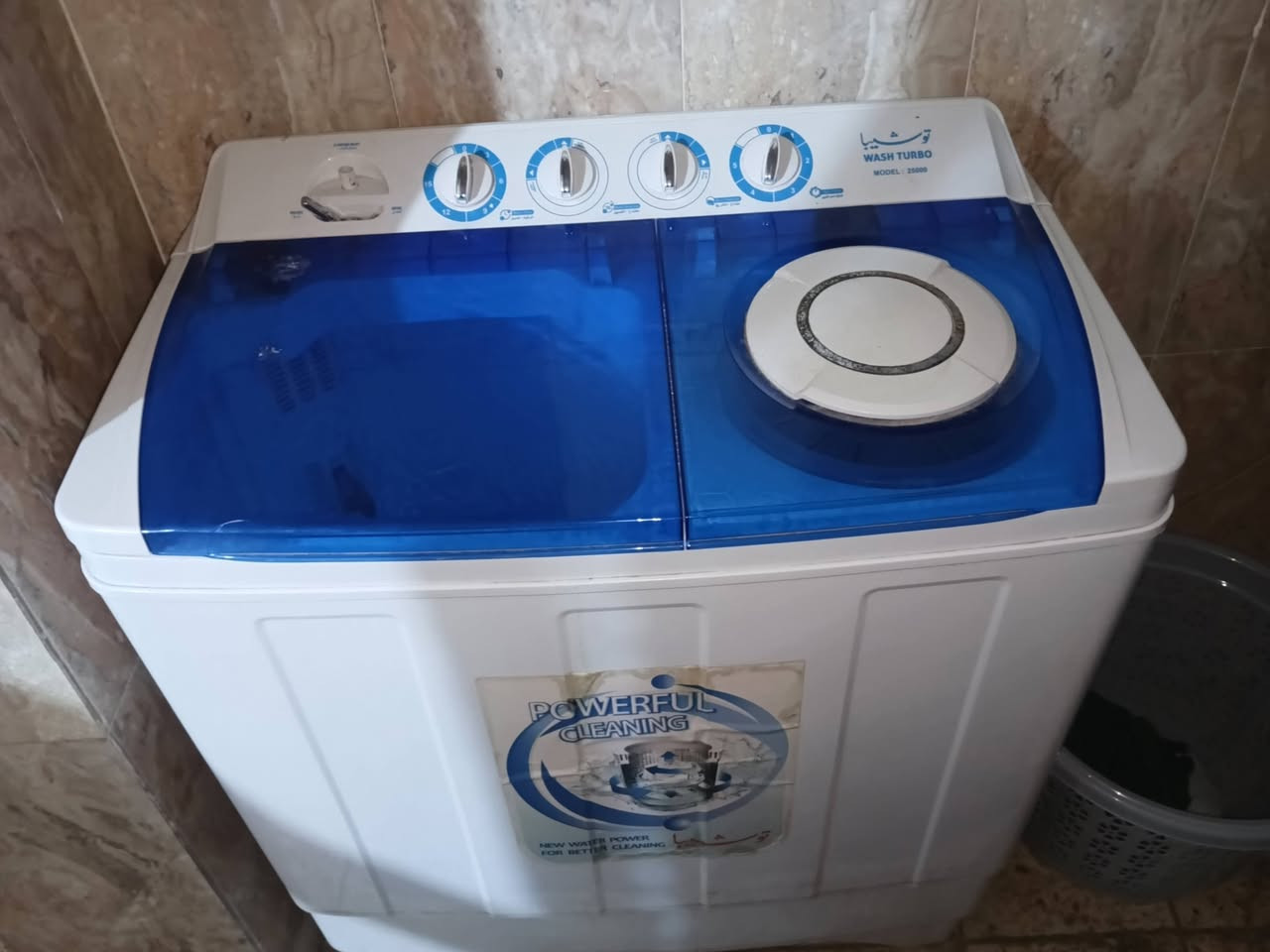 غسالة حجم 31كيلو مستعملة  ٣غسالات يعني بعدهة جديده سعرها 150 وبيهة مجال بسيط مكاني شهداء ***********
