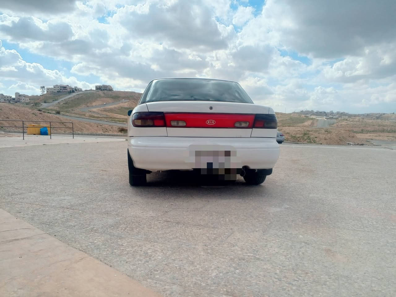 المزيونة للبيع ...
قبل ما ترن في سيفيا ب الف والنضيف سعرو فيه 

سيفيا 95 ترخيص سنة 

ماتور سنقل جير عادي 

كوشوك وكالة 

غرفة شركة 

دهان جديد 

نفض ميكانيك بالكامل مكلفة أكثر من 600  

سيارة بالكرتونة بالصلاة عالنبي 

بتمشي 280 بالتنكة 

الفحص ...

مضروب 

ضربة راسية 

جيدين خلفي 

مطلوب 1750 والشرا بنقصرش معو 

الزرقاء


**إذا كنت صاحب هذا الإعلان وتريد حذفه لأي سبب، رجاءا أرسل رسالة إلى الدعم الفني**